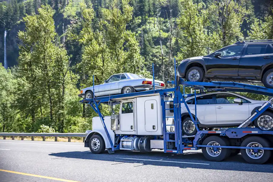 What To Expect When Using Vehicle Hauling For Junk Cars in Henderson, TX